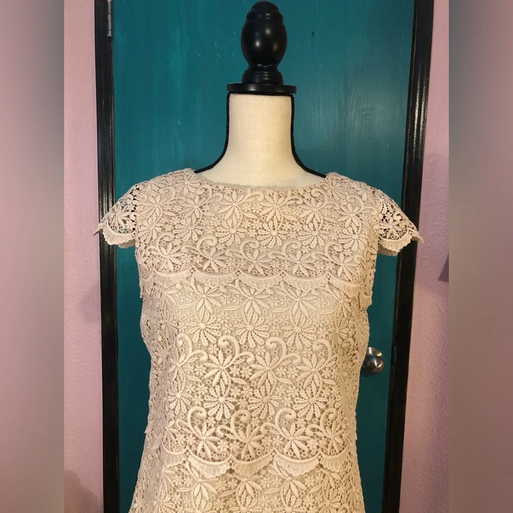 Eliza‎ J Battenberg Lace Dress Size S/M😍
